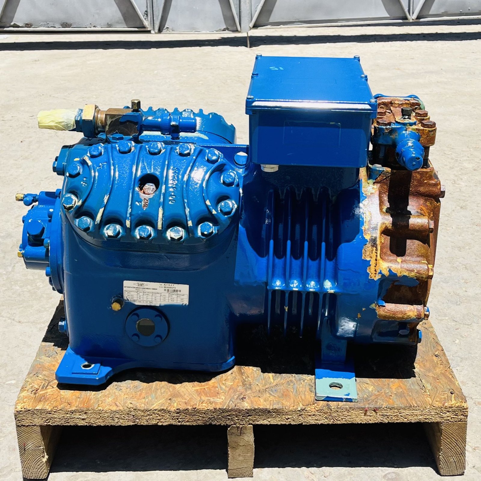 كباس بيتزر 13 حصان تجميد - الصورة 3