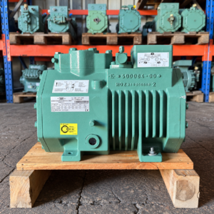 كباس بيتزر جديد 2EC-3.2Y-40S — الجهاز كاملًا من الجانب