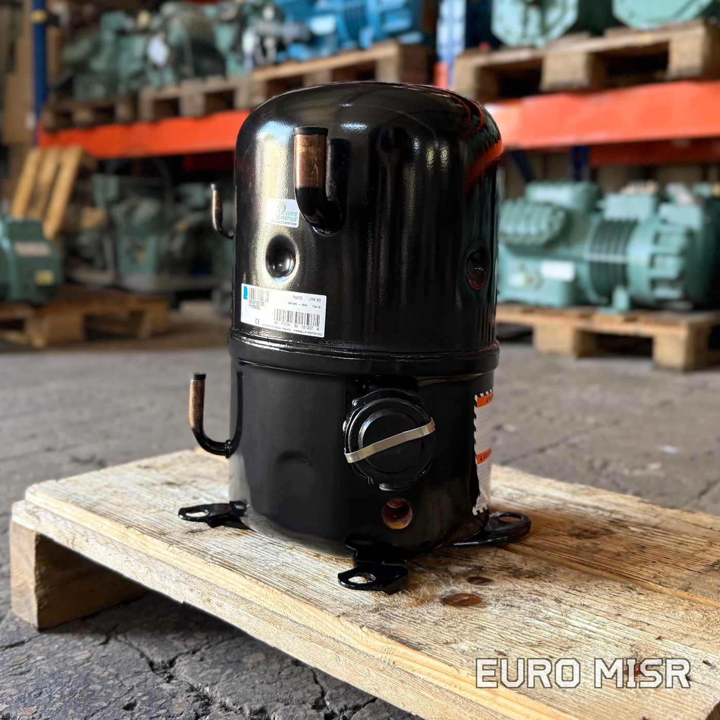 كباس تكومسيه جديد FH5540C — الجانب وغطاء الكهرباء