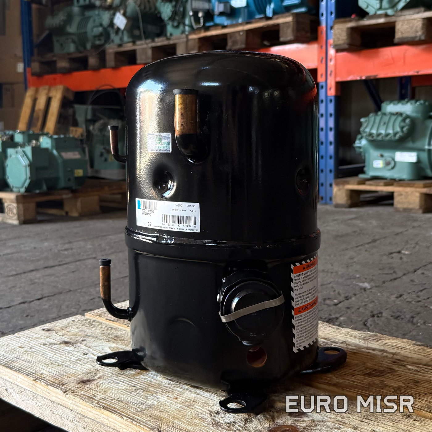 كباس تكومسيه جديد FH5540C — الجانب وغطاء الكهرباء