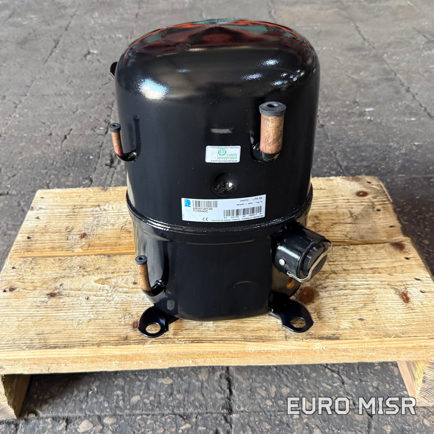 كباس تكومسيه جديد FH5540C — من أعلى جهة الأمام والتوصيلات